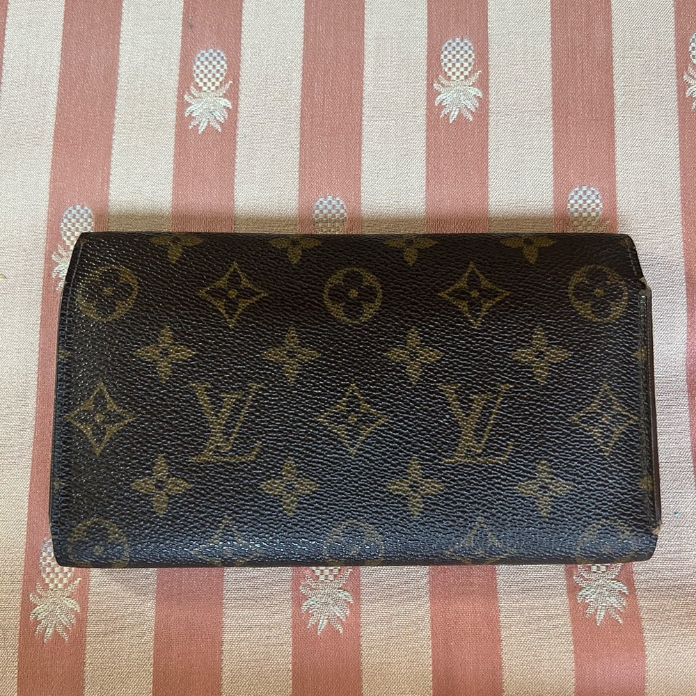 Louis Vuitton Brown Monogram Wallet with Gold-Tone Hardware - Picture 3 of 6